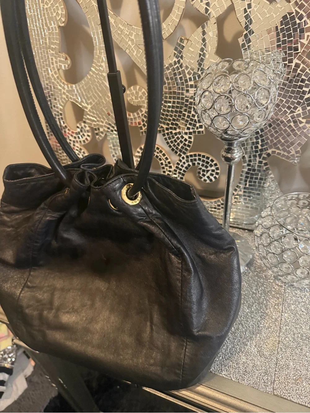 ❤️Michael Kors Black Leather Drawstring Shoulder Bag with Tassel